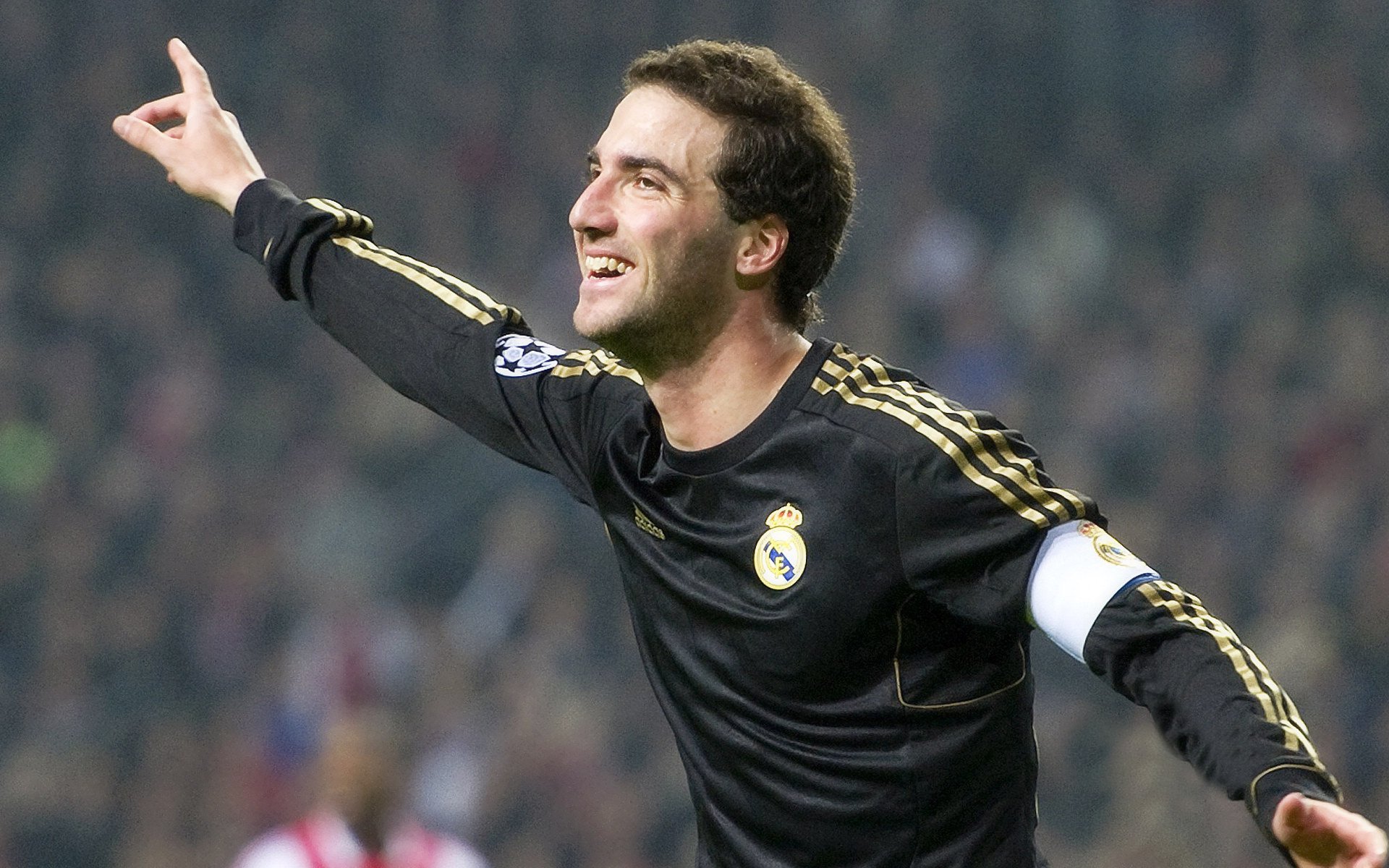 综合格斗最新战报！比利时队迎战克罗地亚队，球星闪耀，全场焦点无人能挡